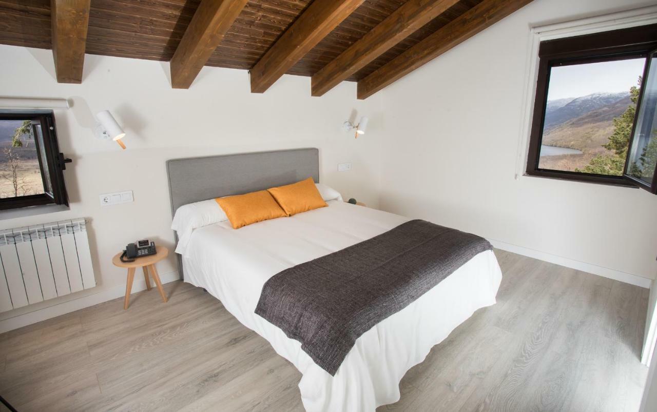 Villa Lucerna Sports&Hotel Resort Vigo de Sanabria Exteriör bild