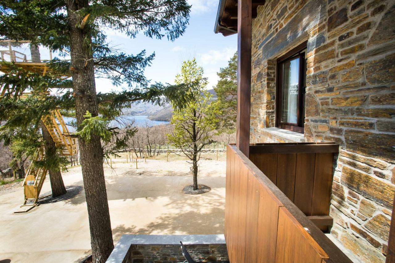 Villa Lucerna Sports&Hotel Resort Vigo de Sanabria Exteriör bild